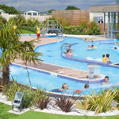Holiday Reighton Sands-2 *